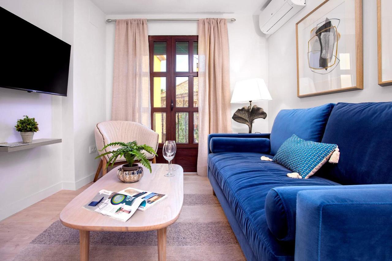 Genteel Home Conde De Ibarra III Seville Exterior photo